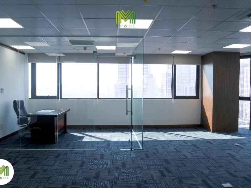 Diện tích 90m2, đủ chỗ cho từ 20 - 30 nhân sự
